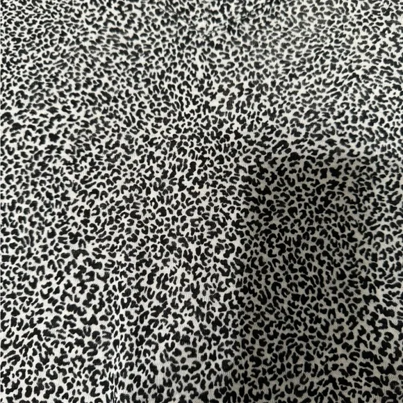 Athleta Breezy Scoop V Tee XXS NWOT - Picture 2 of 4